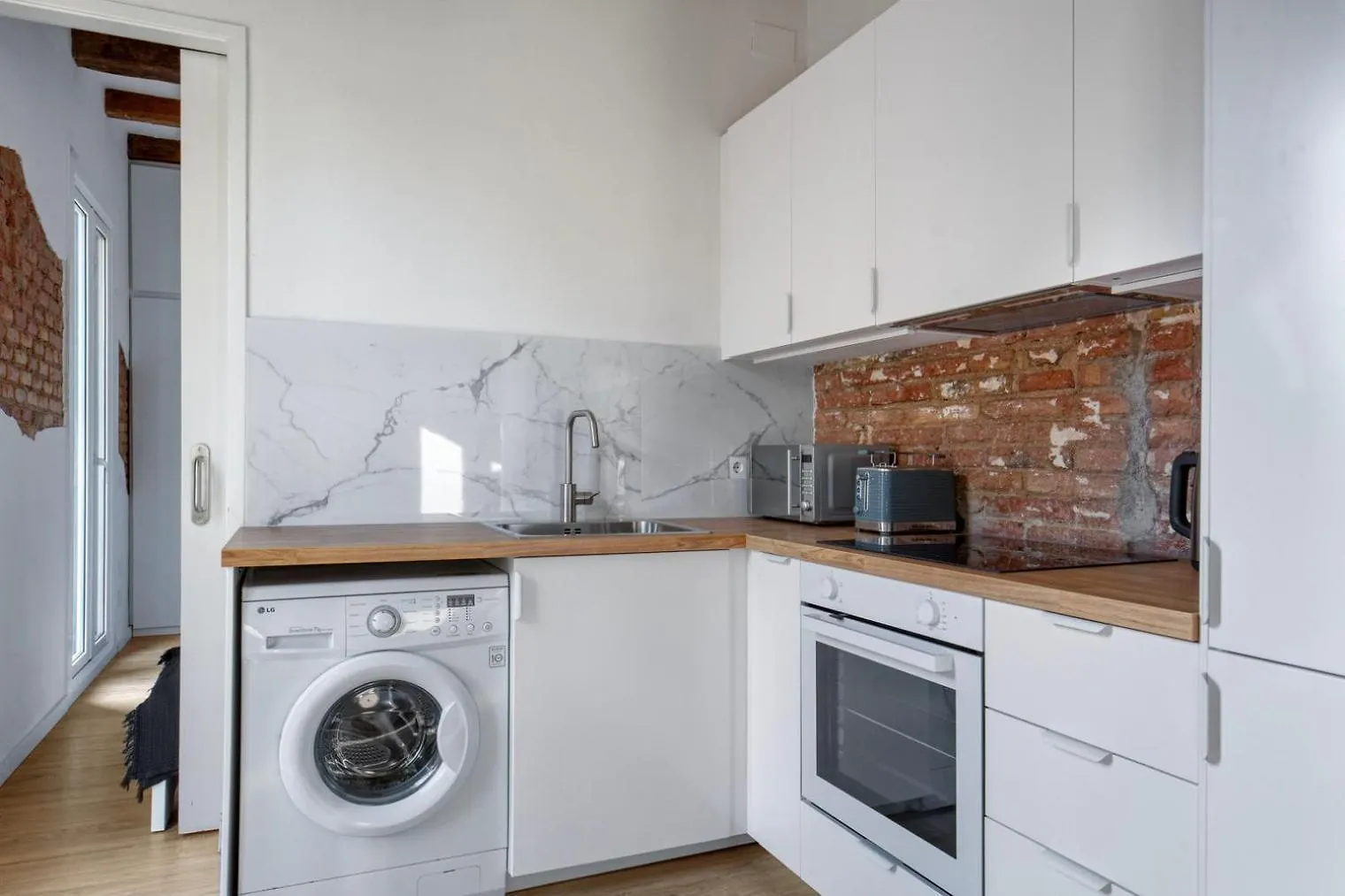 Blueground Sagrada Familia Balcony Renovated Bcn-123 Apartment Barcelona