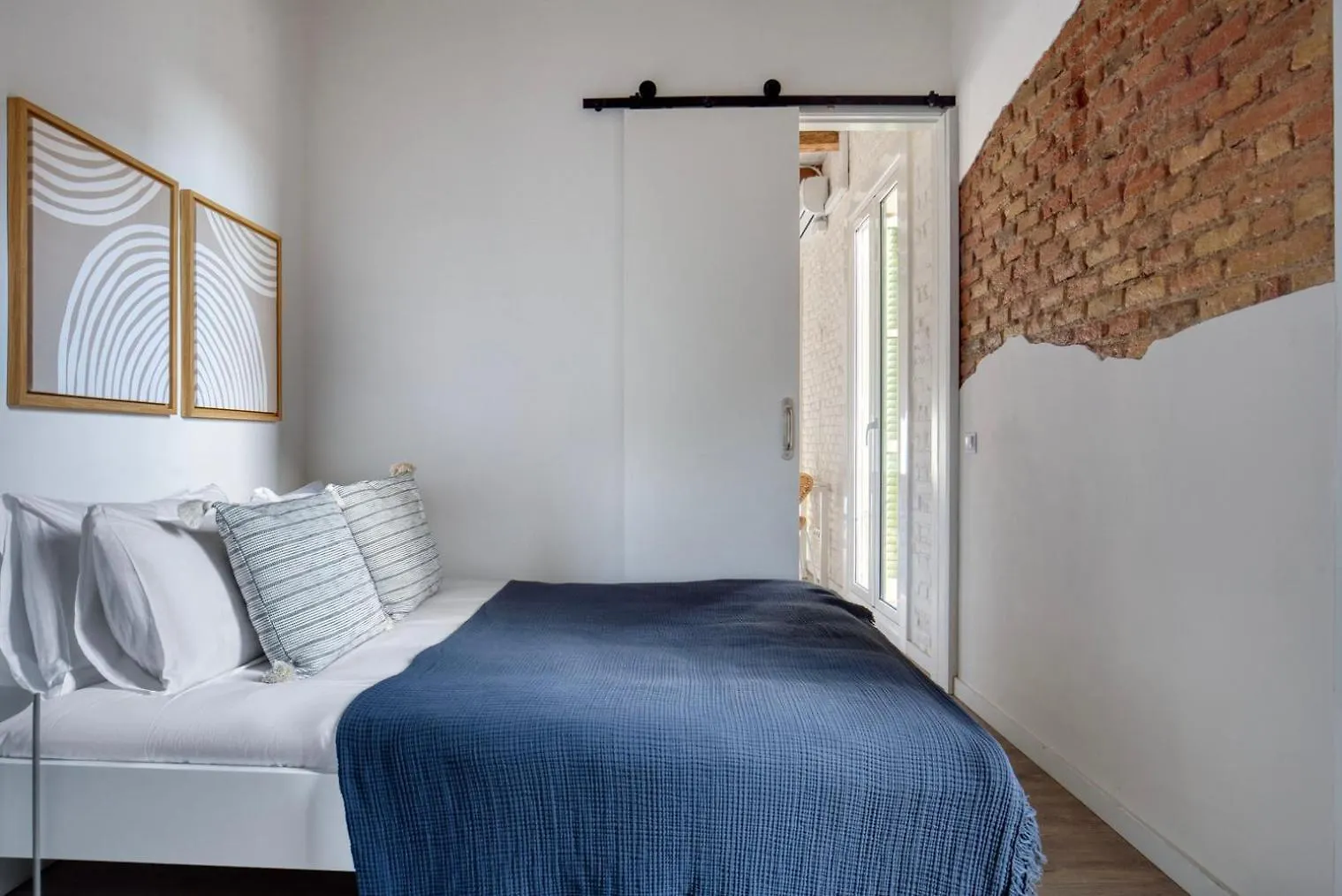 Blueground Sagrada Familia Balcony Renovated Bcn-123 Apartment Barcelona
